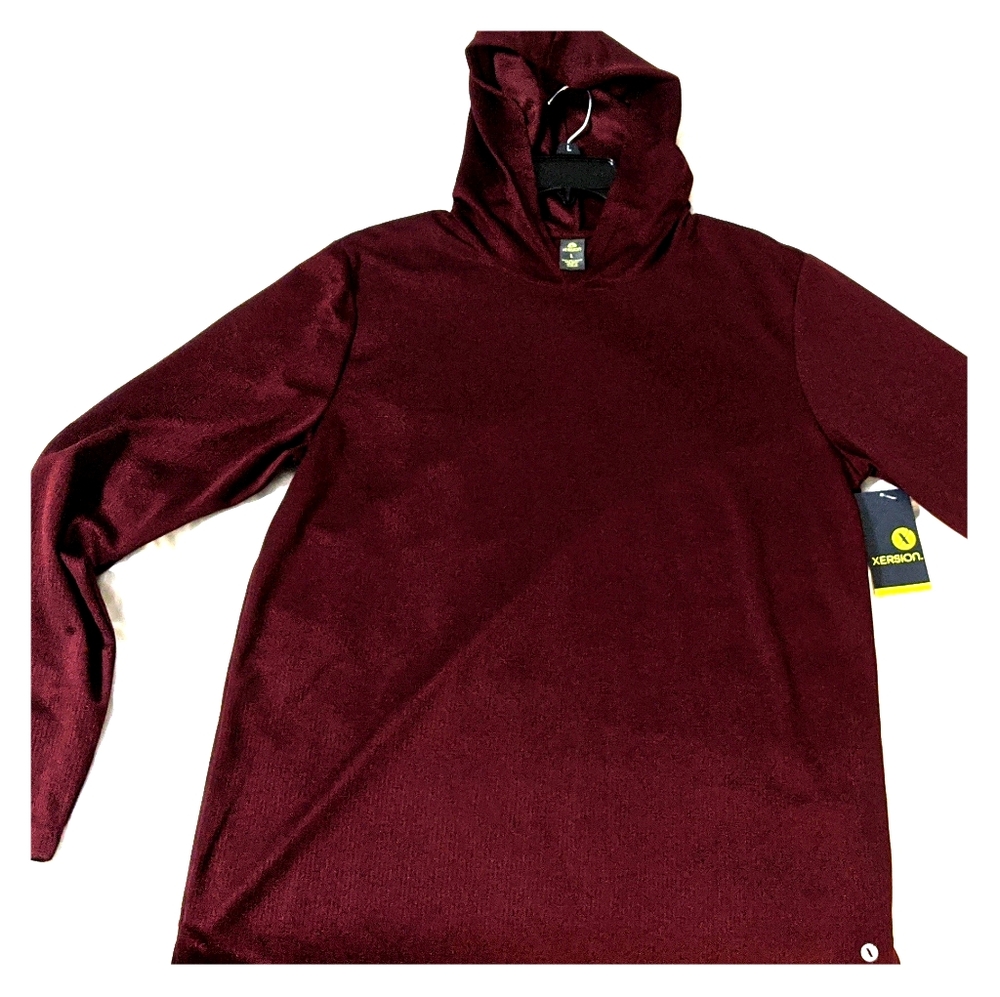 Men's long sleeve hooded shirt